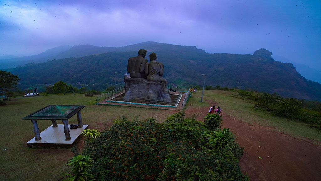 Ramakkalmedu hilltop viewpoint overlooking the mountains of Idukki